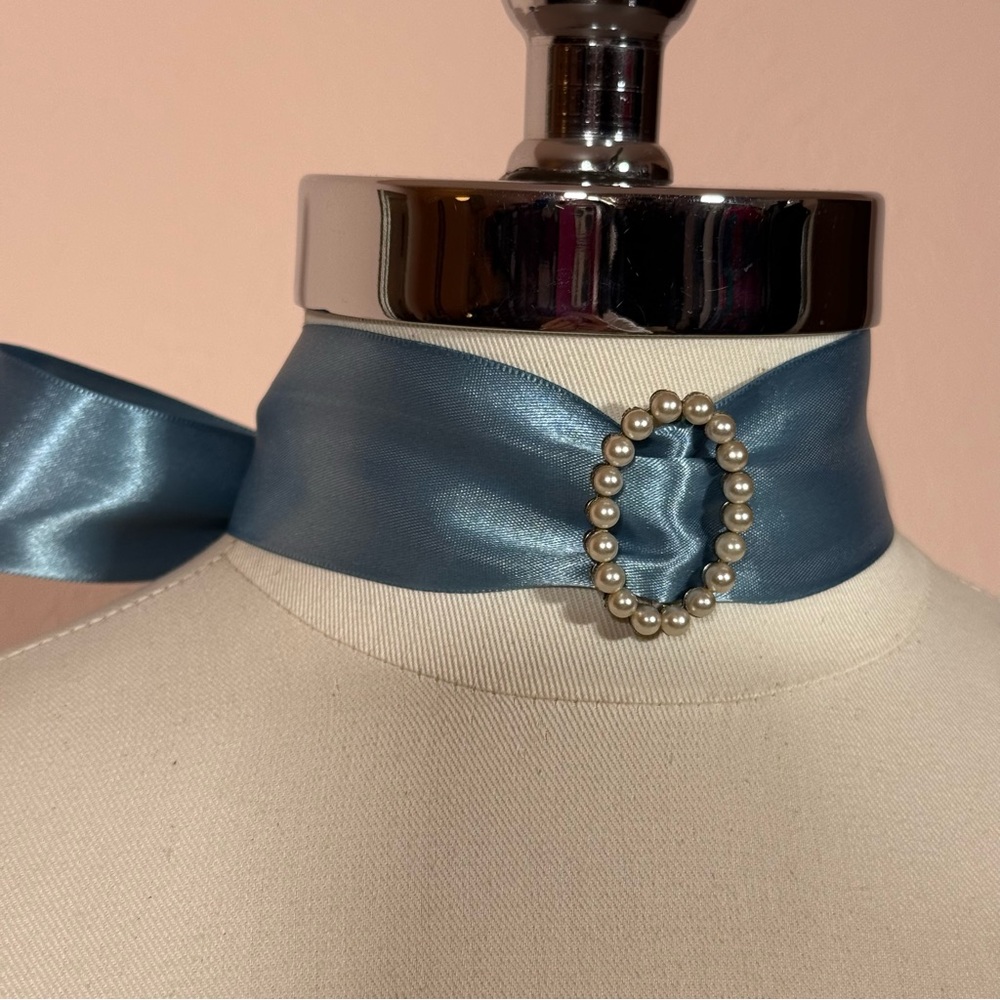 Antique Victorian Art deco Pearl Buckle Blue Ribbon wide Choker Necklace - Picture 13 of 17